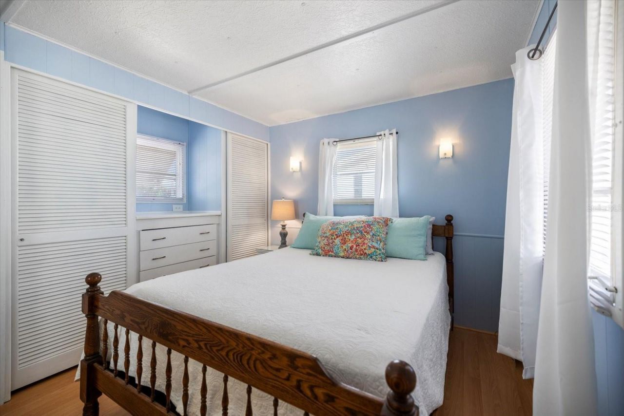 251 Southwinds Drive, Sarasota, FL 34231 Photo