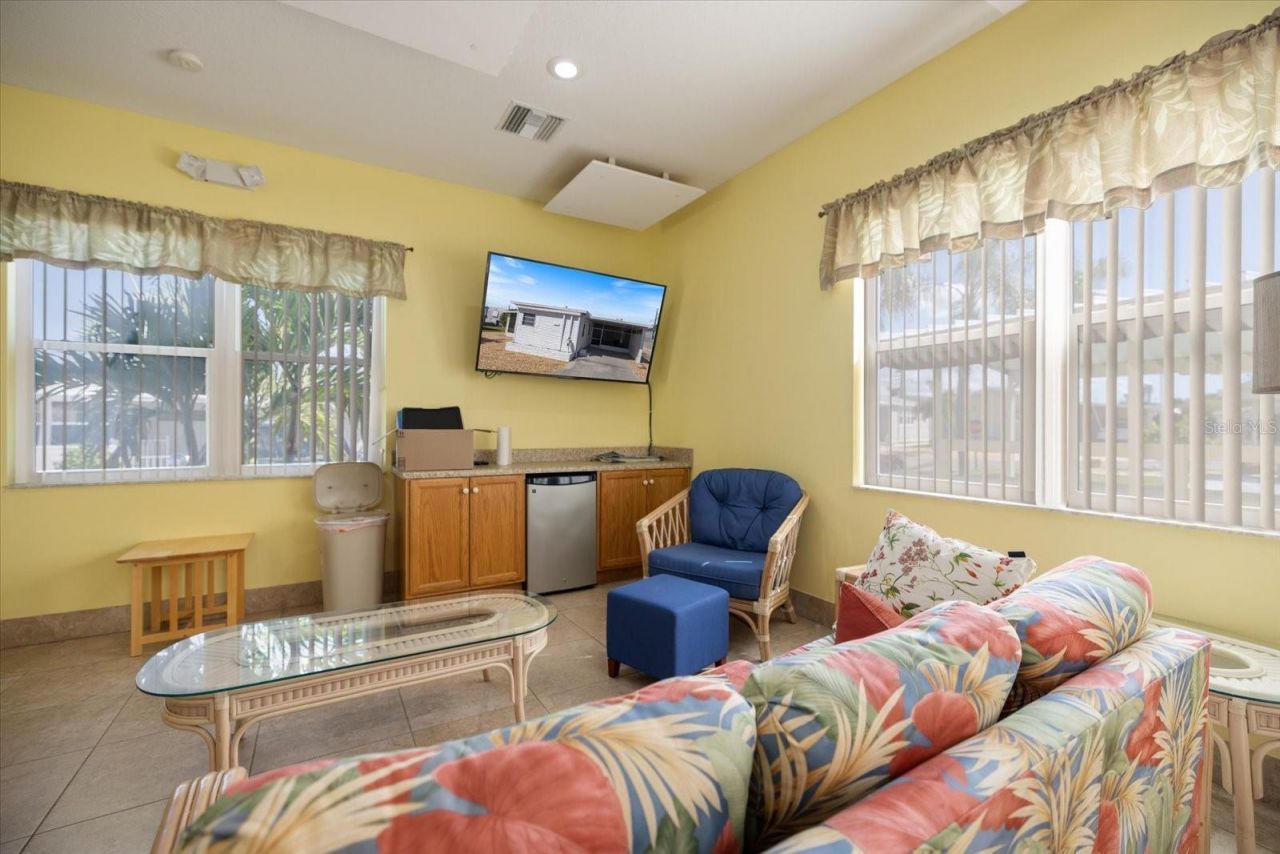 251 Southwinds Drive, Sarasota, FL 34231 Photo