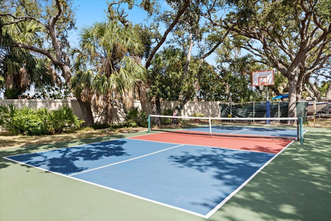 251 Southwinds Drive, Sarasota, FL 34231 Photo