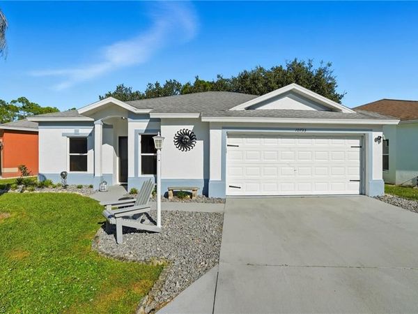 10733 Rio Mar CIR, ESTERO, FL 33928