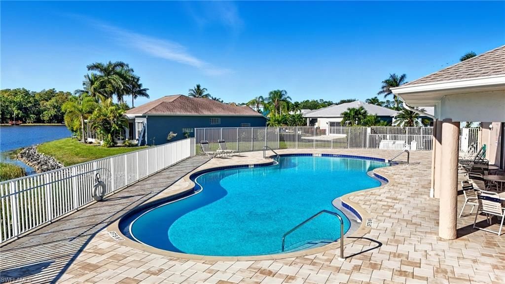 10733 Rio Mar Cir, Estero, FL 33928 Photo