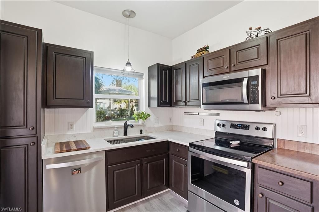 10733 Rio Mar Cir, Estero, FL 33928 Photo