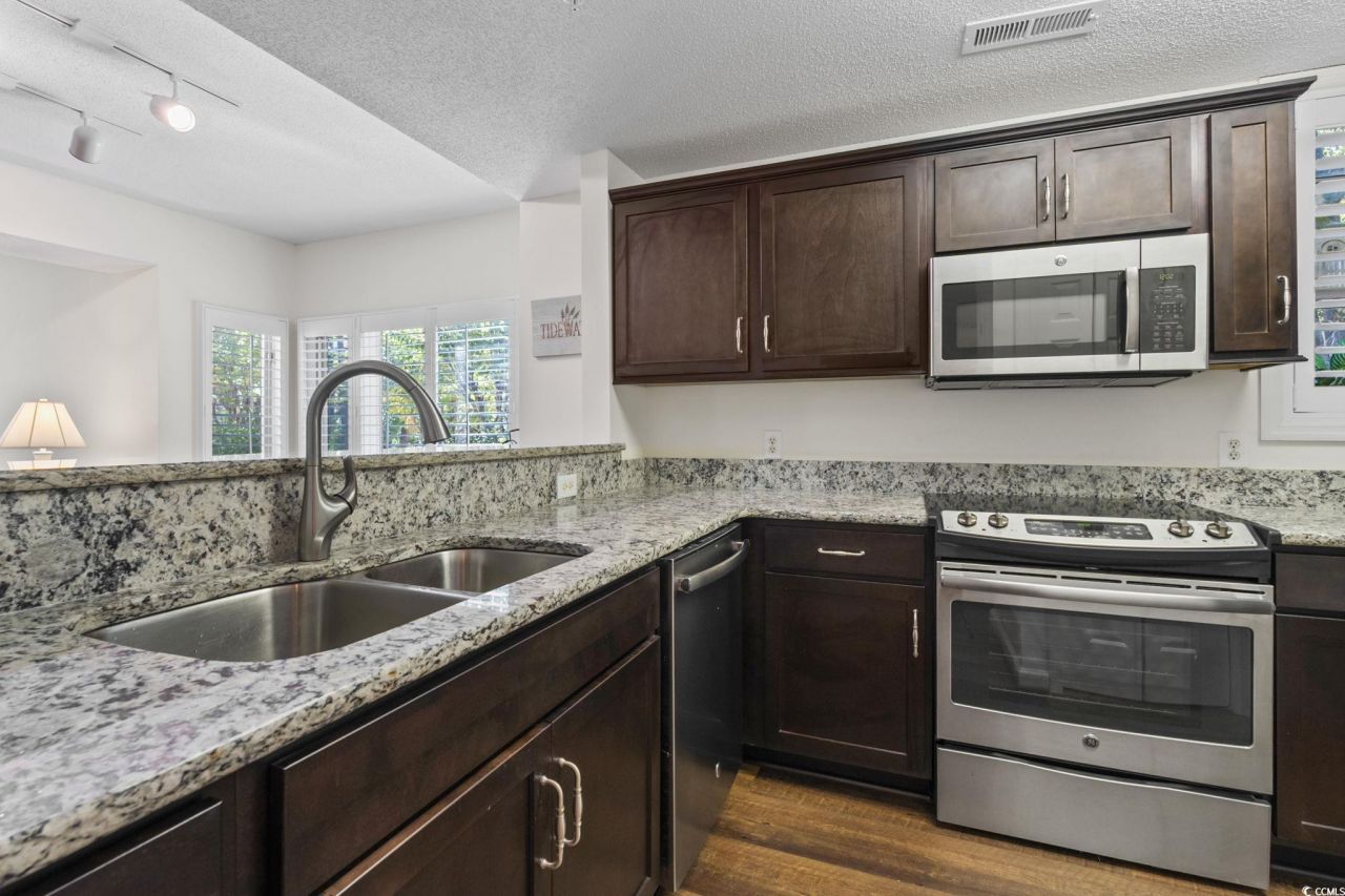 1401 Lighthouse Dr. Photo 12