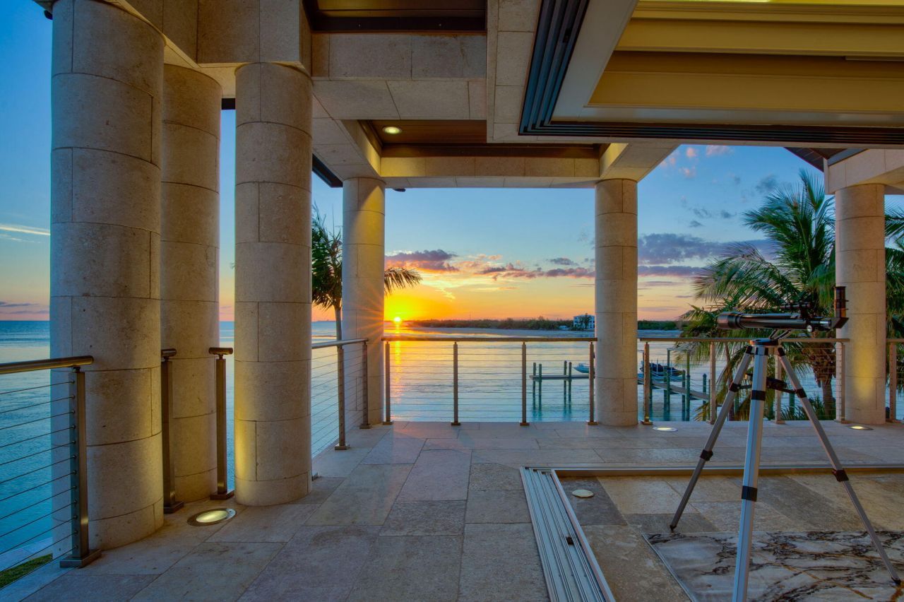 201 W Seaview Drive, Duck, FL 33050 Photo