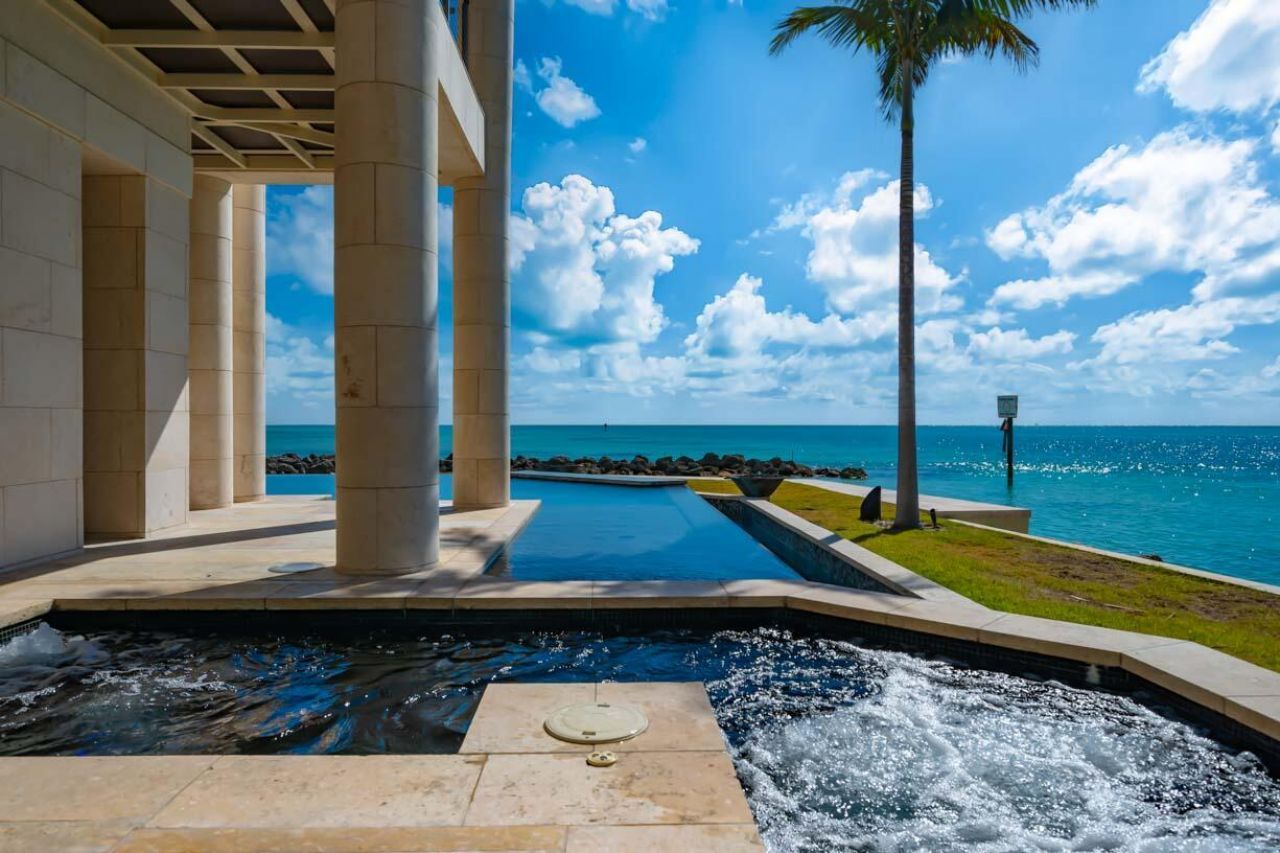 201 W Seaview Drive, Duck, FL 33050 Photo