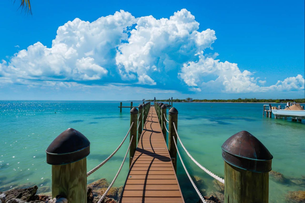 201 W Seaview Drive, Duck, FL 33050 Photo