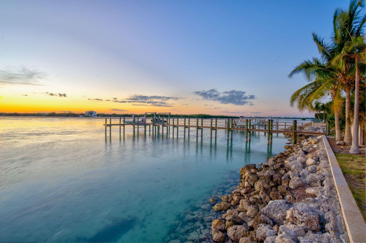 201 W Seaview Drive, Duck, FL 33050 Photo