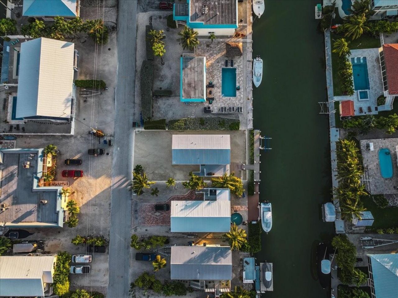 331 N Anglers Drive, Marathon, FL 33050 Photo