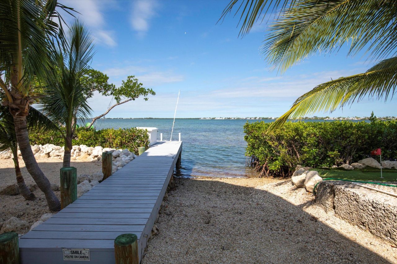 1113 De Lussan Lane, Cudjoe, FL 33042 Photo