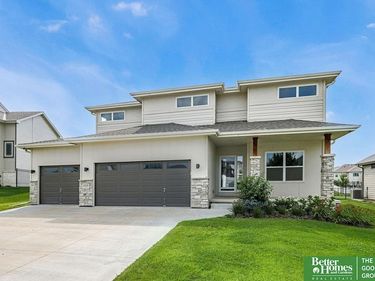19952 Cinnamon Street, Omaha, NE 68136