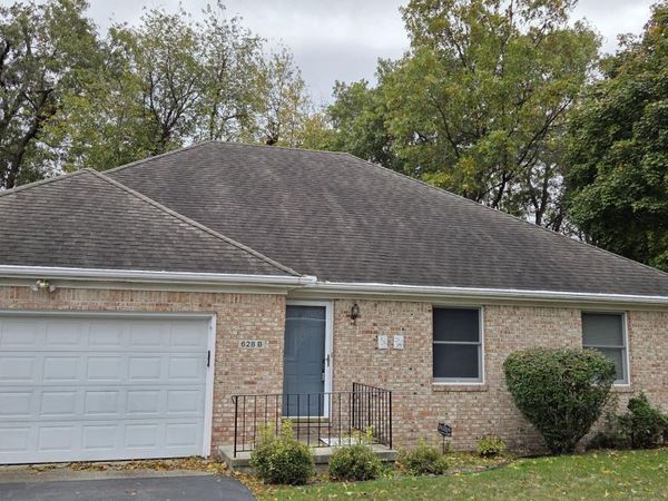 628 B Begonia Street SE, DeMotte, IN 46310