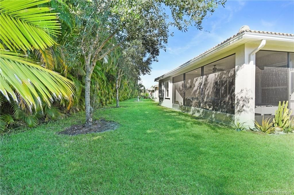 1792 NW Old Oak Terrace, Jensen Beach, FL 34957 Photo