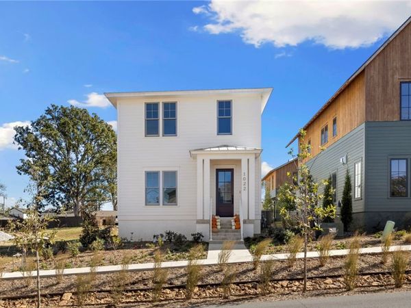 1022 NW A Street, Bentonville, AR 72712