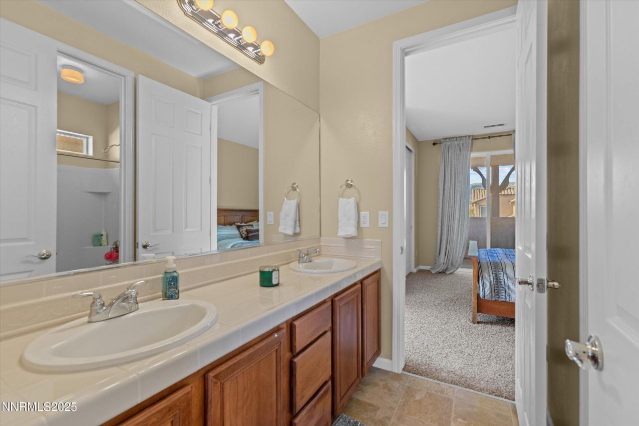 10900 Serratina Drive, Reno, NV 89521 Photo