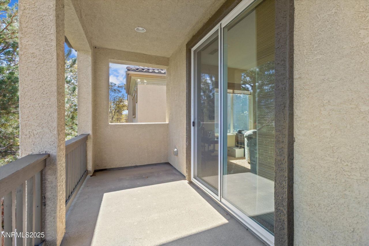 10900 Serratina Drive, Reno, NV 89521 Photo