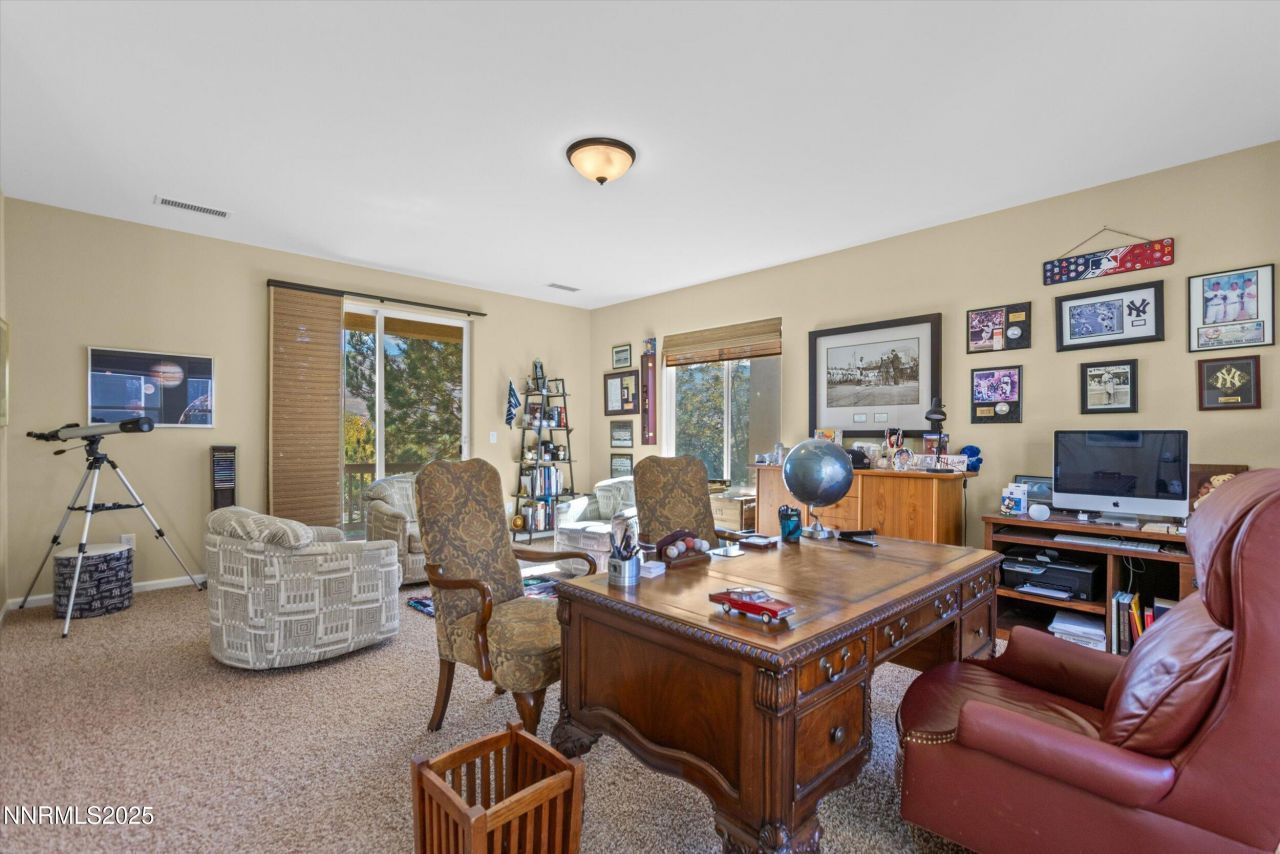 10900 Serratina Drive, Reno, NV 89521 Photo