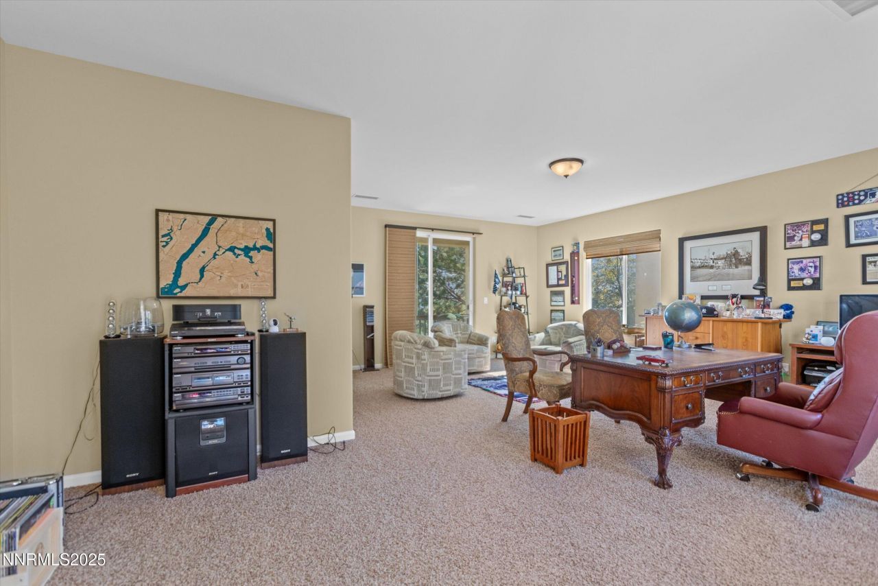 10900 Serratina Drive, Reno, NV 89521 Photo