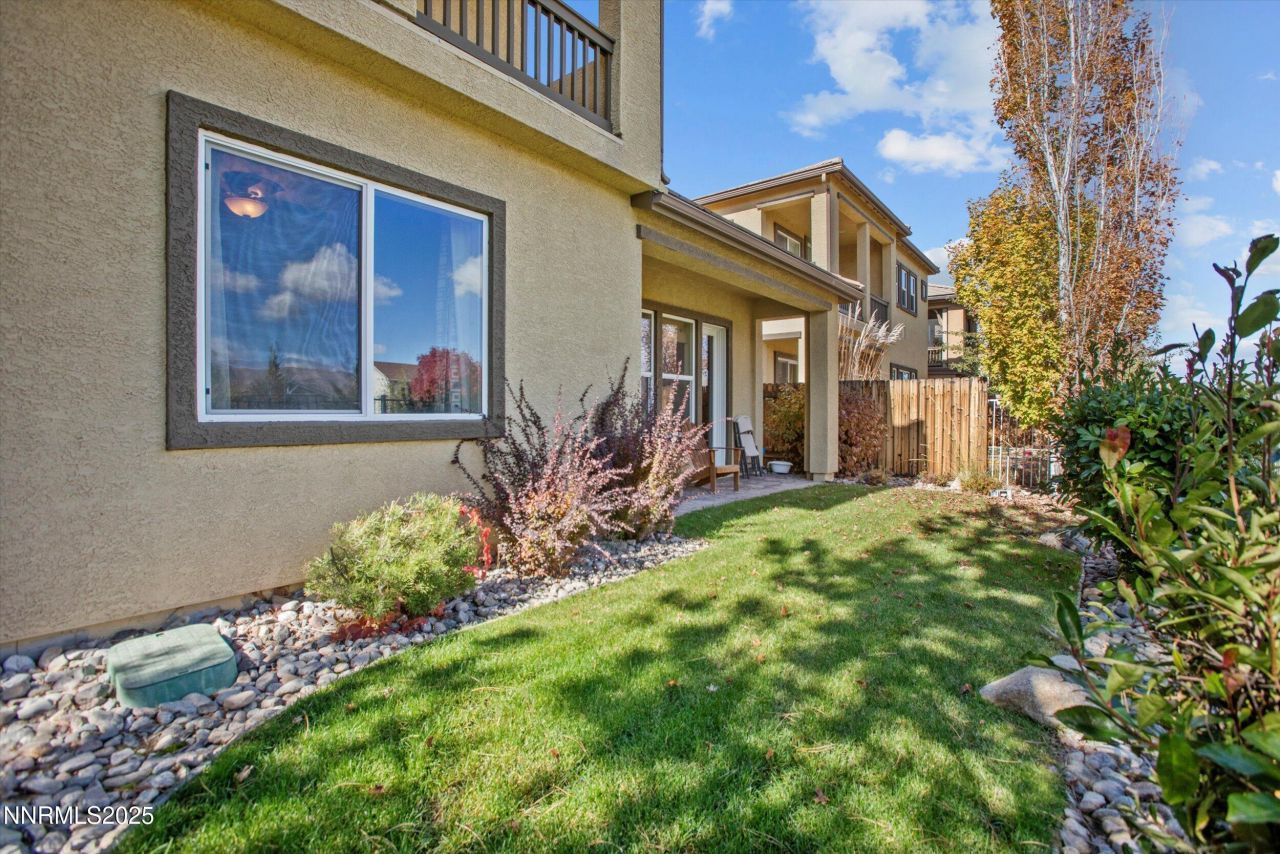 10900 Serratina Drive, Reno, NV 89521 Photo