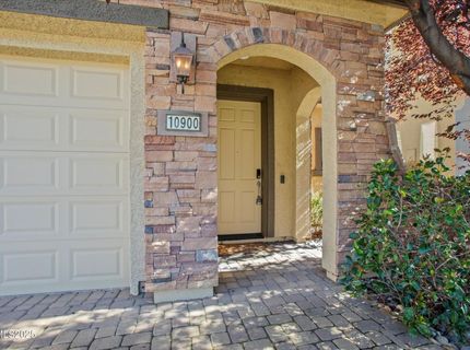 10900 Serratina Drive, Reno, NV 89521 Photo