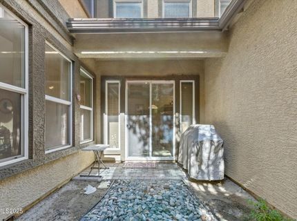 10900 Serratina Drive, Reno, NV 89521 Photo