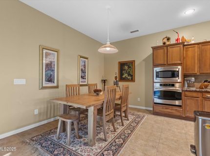 10900 Serratina Drive, Reno, NV 89521 Photo