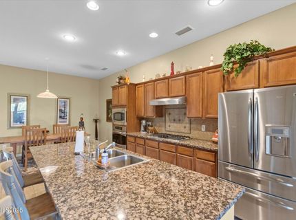 10900 Serratina Drive, Reno, NV 89521 Photo