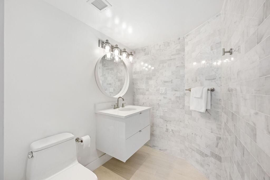 1200 S Flagler Drive, Unit 1404, West Palm Beach, FL 33401 Photo