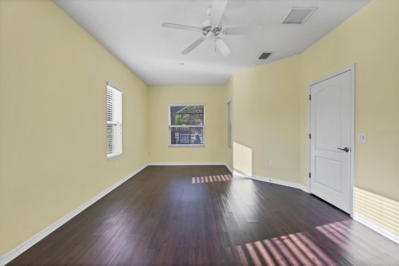 7040 White Willow Court, Sarasota, FL 34243 Photo