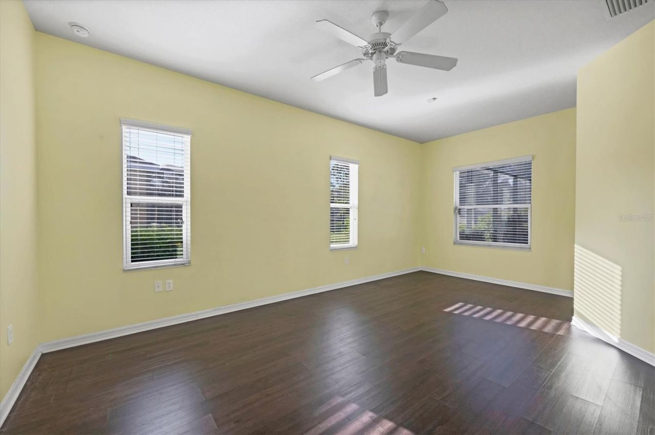 7040 White Willow Court, Sarasota, FL 34243 Photo