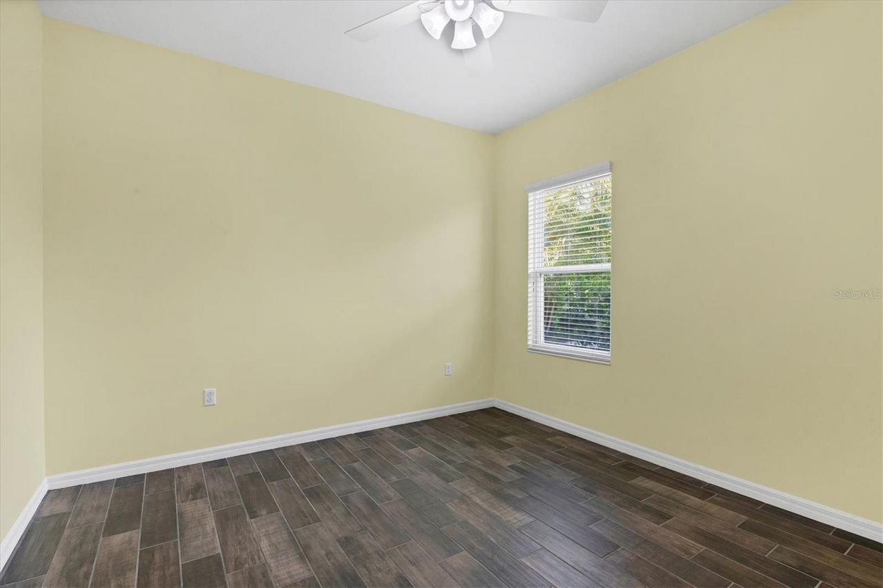 7040 White Willow Court, Sarasota, FL 34243 Photo