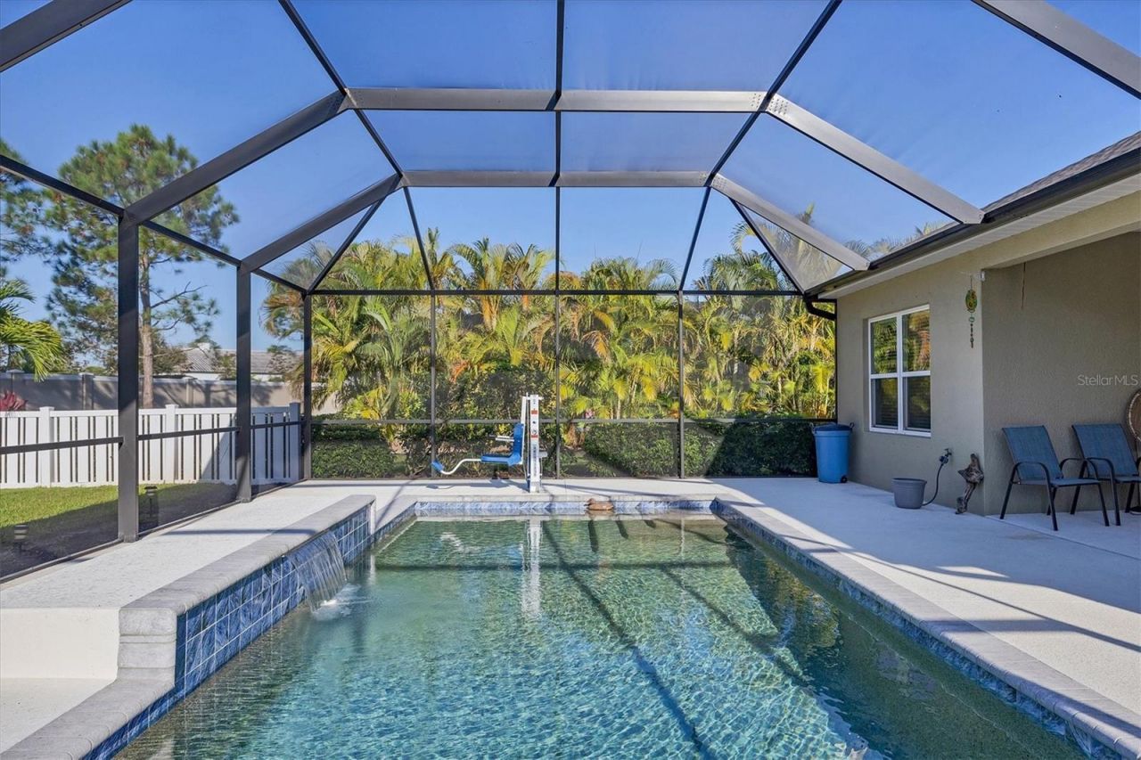 7040 White Willow Court, Sarasota, FL 34243 Photo