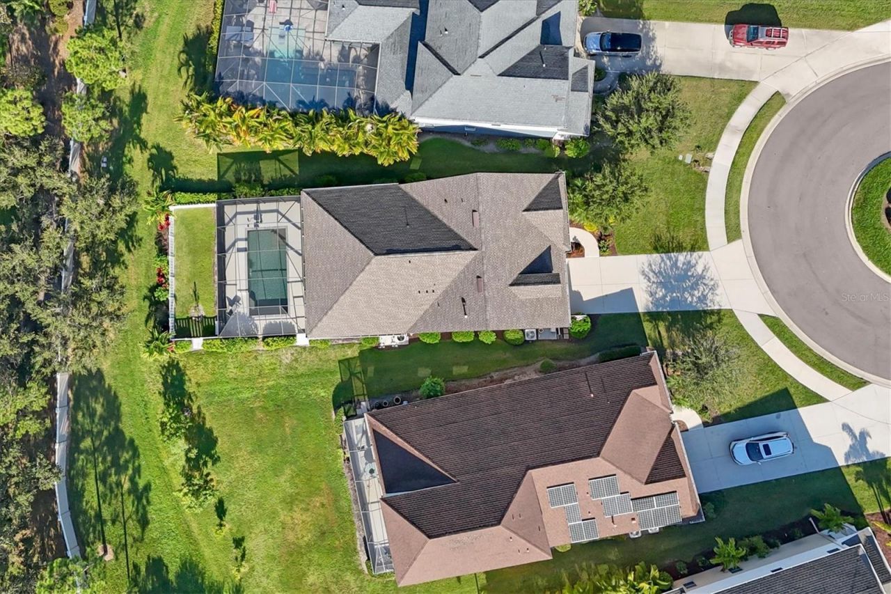 7040 White Willow Court, Sarasota, FL 34243 Photo