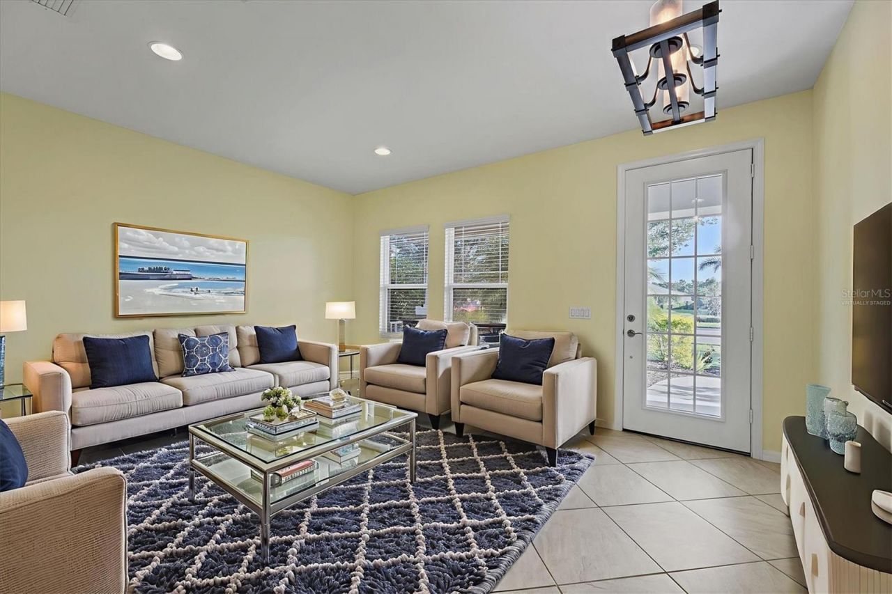 7040 White Willow Court, Sarasota, FL 34243 Photo