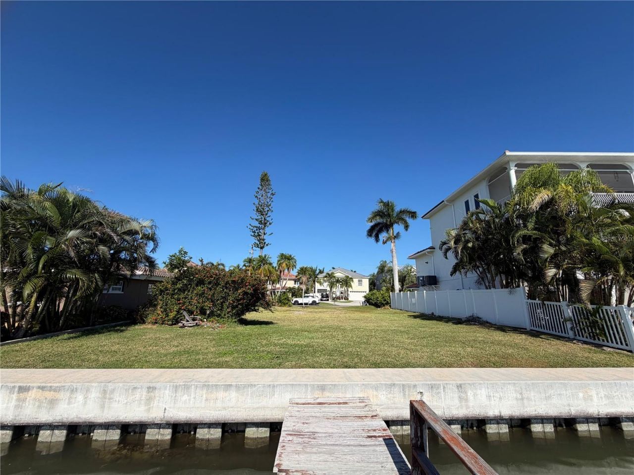 16325 Redington Drive, Redington Beach, FL 33708 Photo
