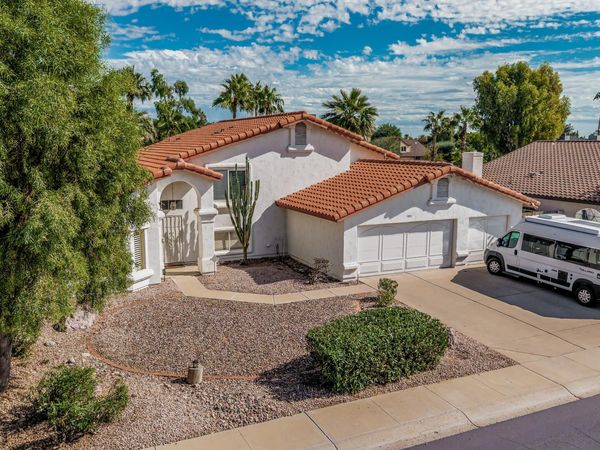 14811 N 44TH Place, Phoenix, AZ 85032