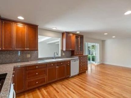 2201 Barnes Boulevard, Reno, NV 89509 Photo