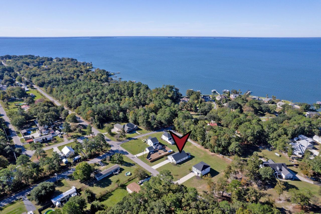 707 Butter Road Photo 23