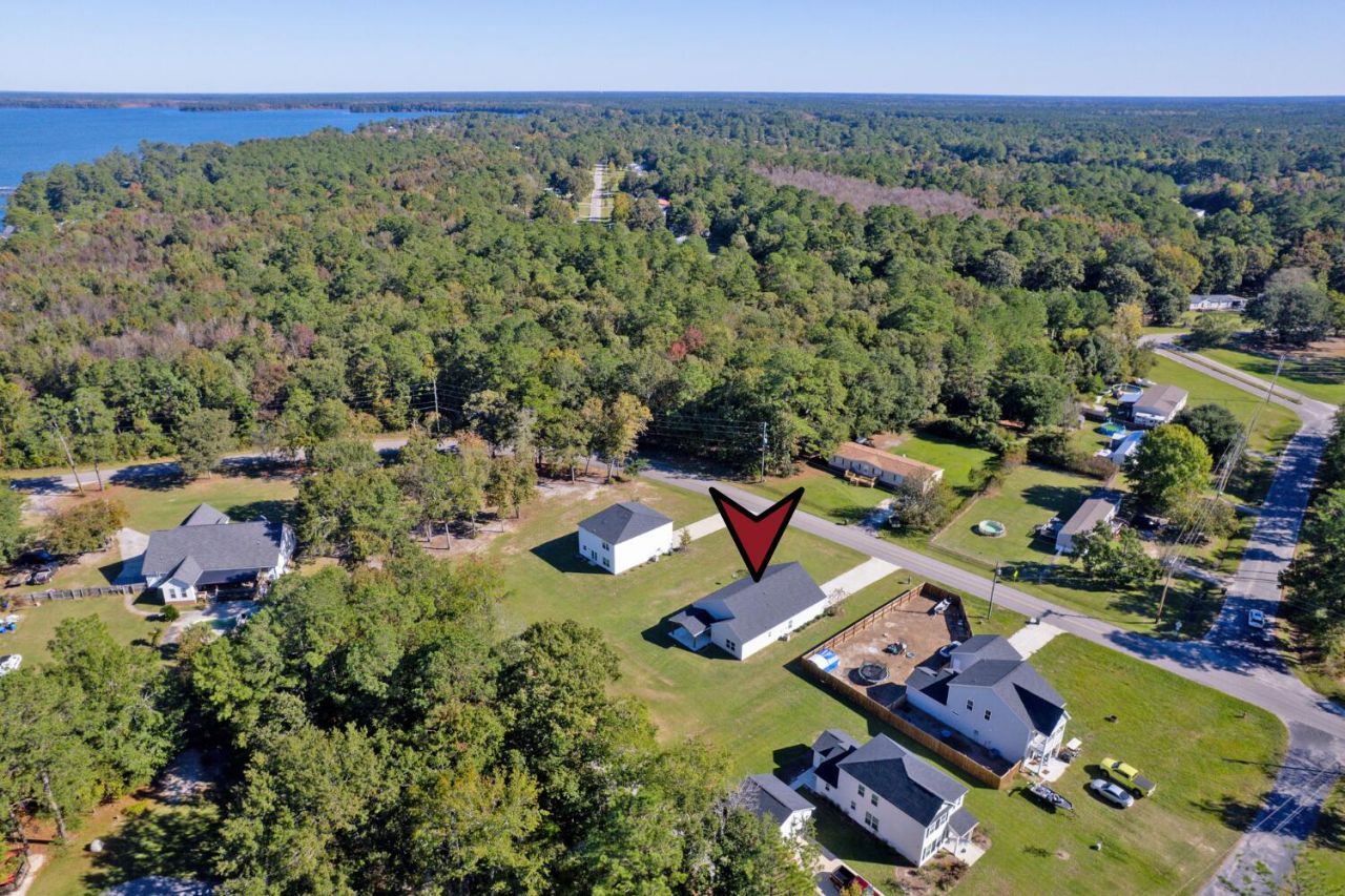 707 Butter Road Photo 40