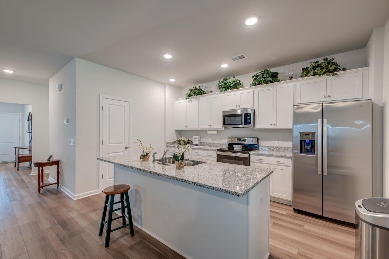 707 Butter Road Photo 7