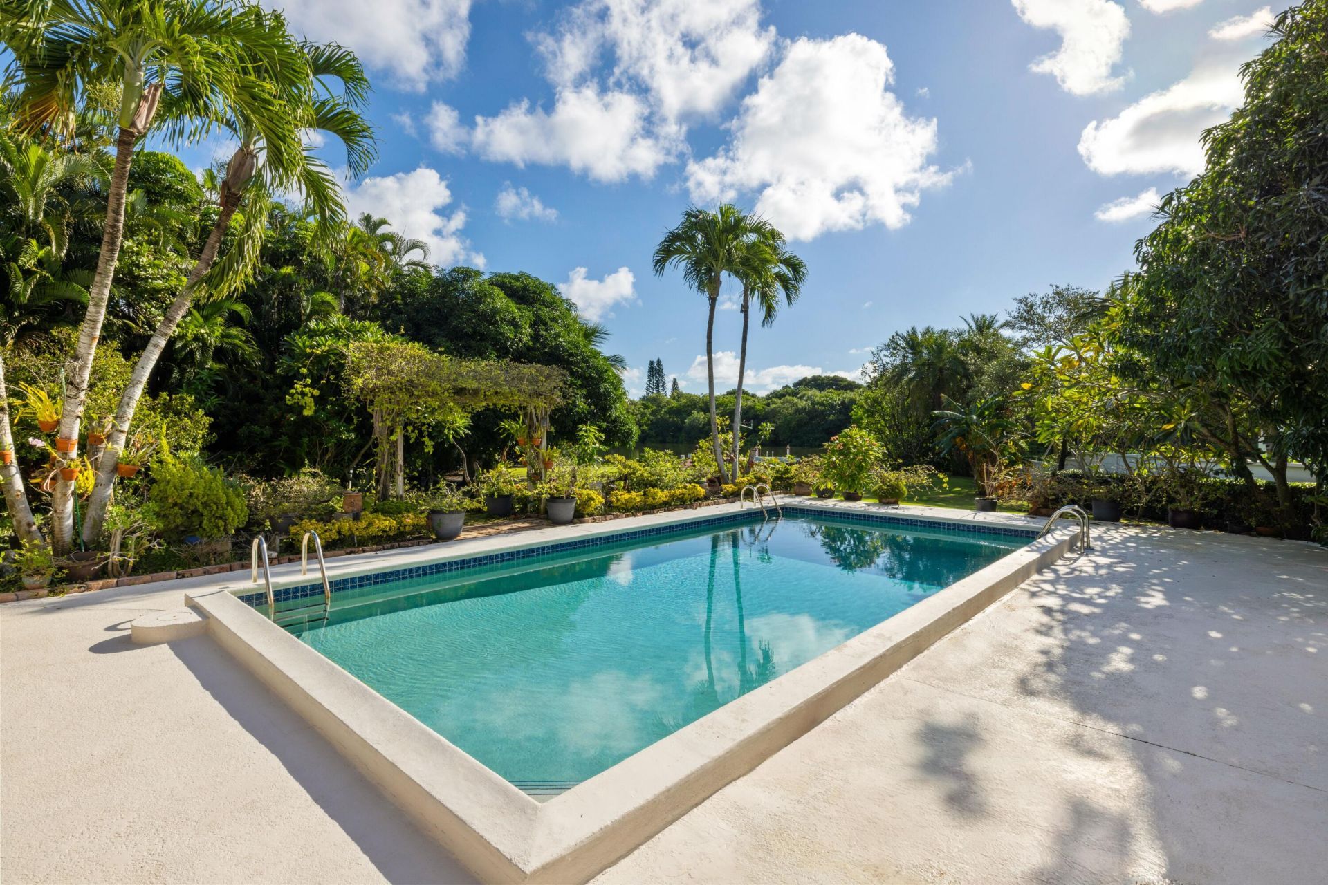 310 N Atlantic Drive, Lantana, FL 33462 Photo