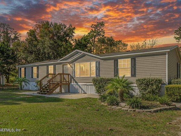 9899 BARBER Loop, Macclenny, FL 32063