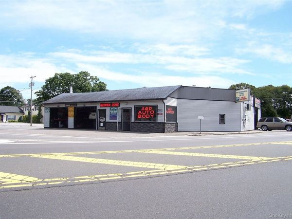 2448 Montauk Highway, Brookhaven, NY 11719