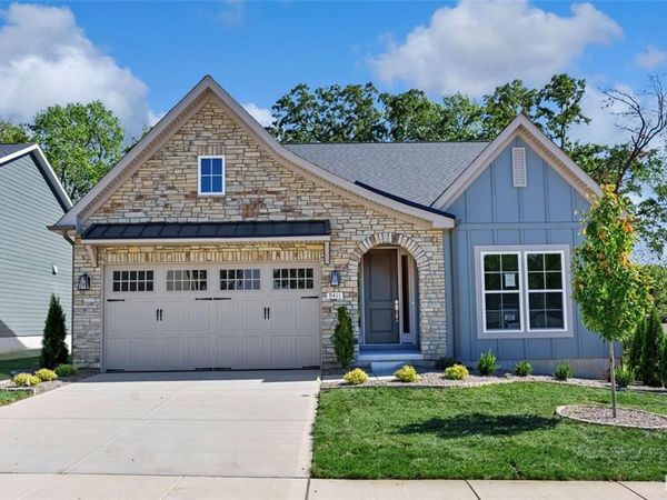 1 TBB Sedona@Gates Manor Court, Sunset Hills, MO 63126