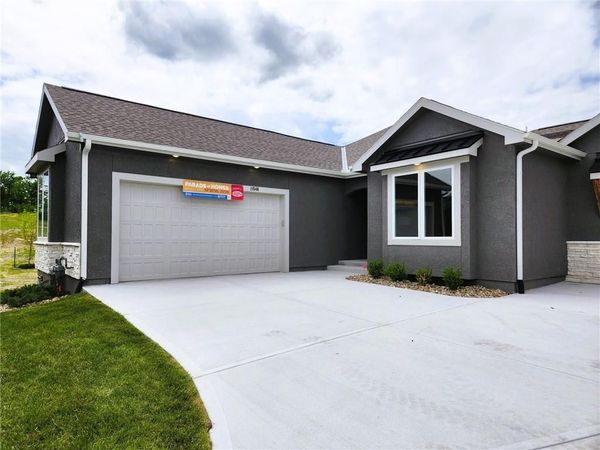 11546 S Olathe View Road, Olathe, KS 66061