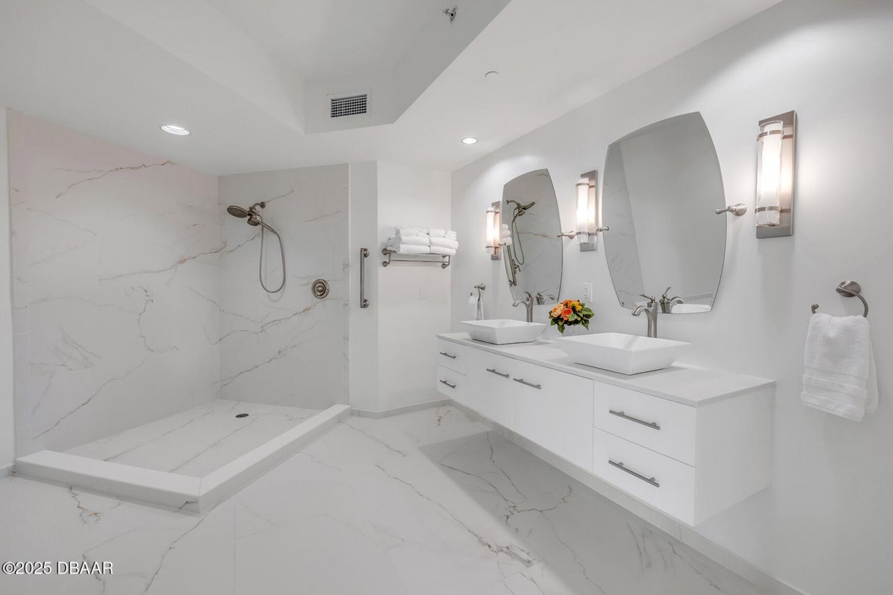 231 Riverside Drive, Unit 709, Holly Hill, FL 32117 Photo