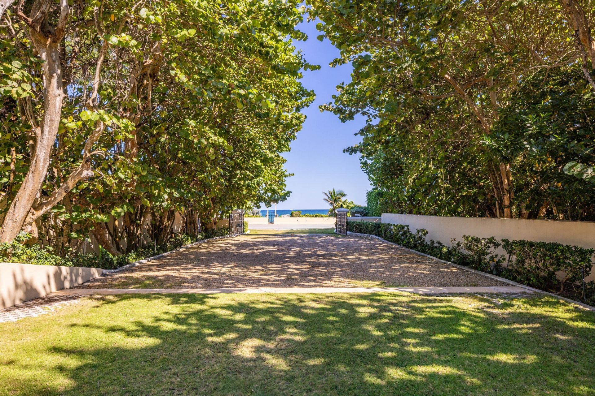 1550 S Ocean Boulevard, Palm Beach, FL 33480 Photo