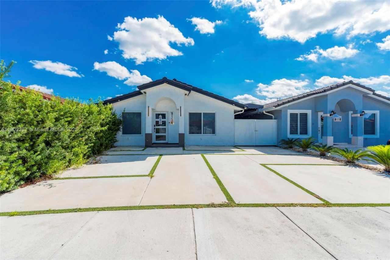 9174 NW 114th Ter, Hialeah Gardens, FL 33018 Photo