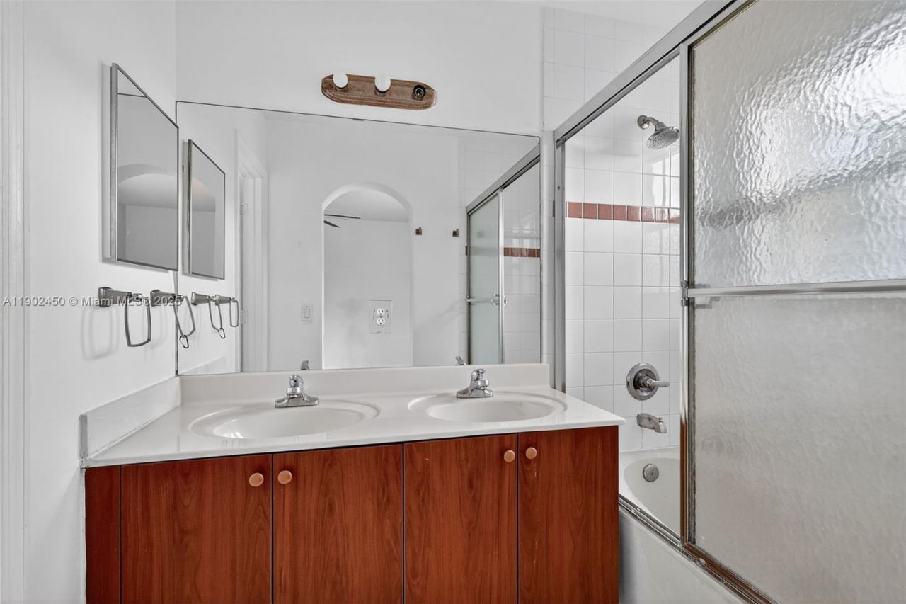 12989 SW 30th Ct, Unit 135, Miramar, FL 33027 Photo