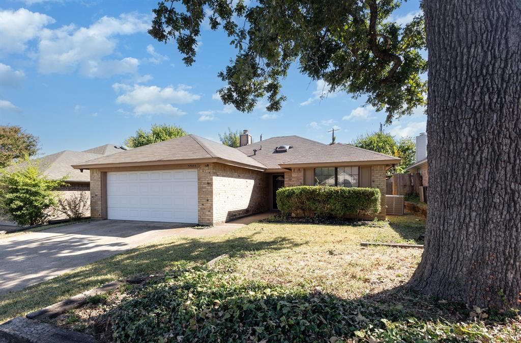 5905 Sterling Green Trail, Arlington, TX 76017 Main Photo