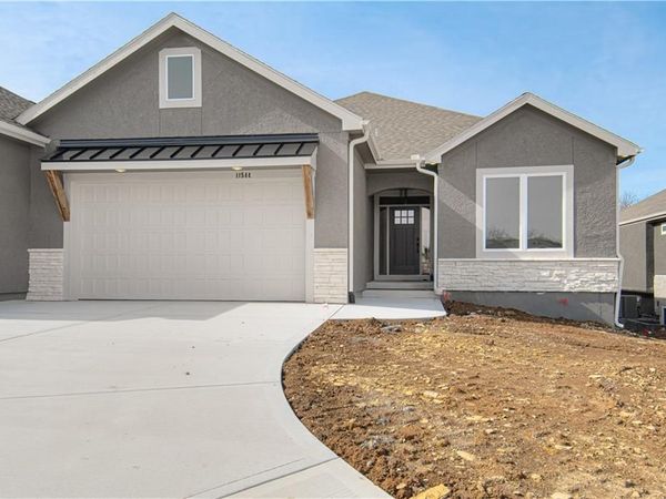 11544 S Olathe View Road, Olathe, KS 66061